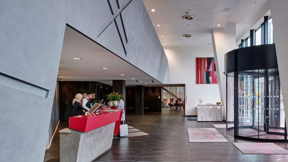 Crowne Plaza Hotel Manchester City Ctr Lobby