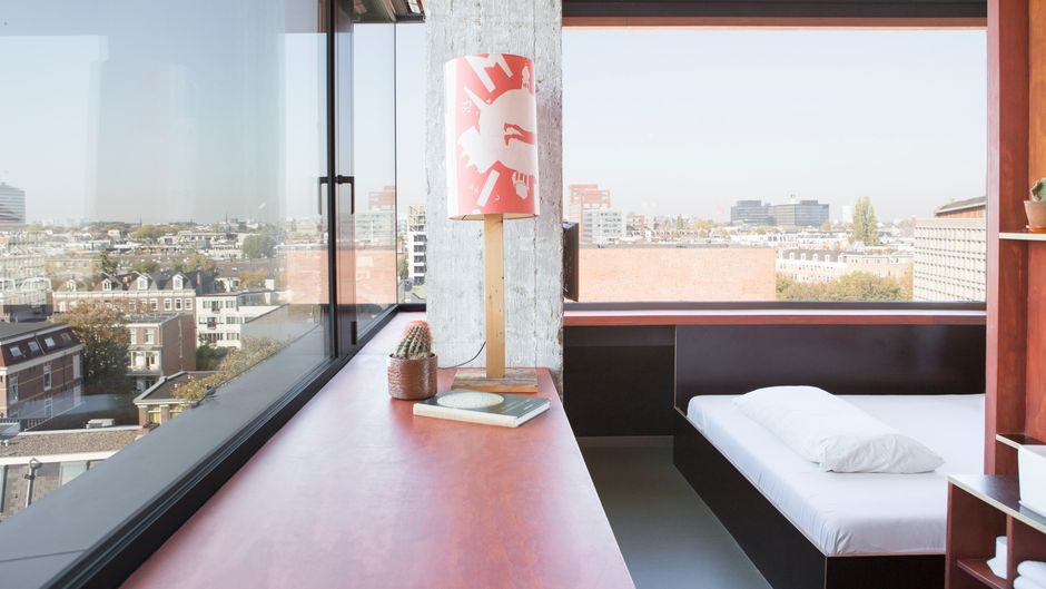 Volkshotel Room