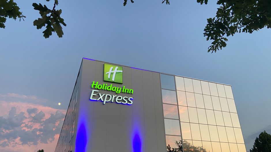 Holiday Inn Express Arcachon-La Teste Exterior