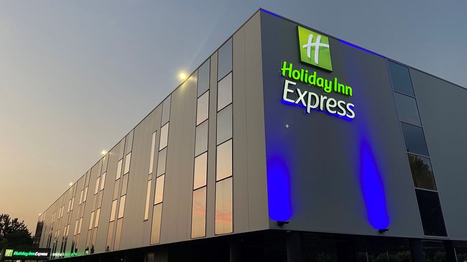 Holiday Inn Express Arcachon-La Teste Exterior