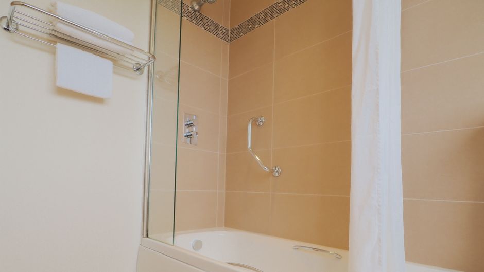 Caladh Inn Room