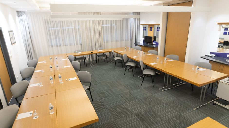 Holiday Inn Express Arras Meeting