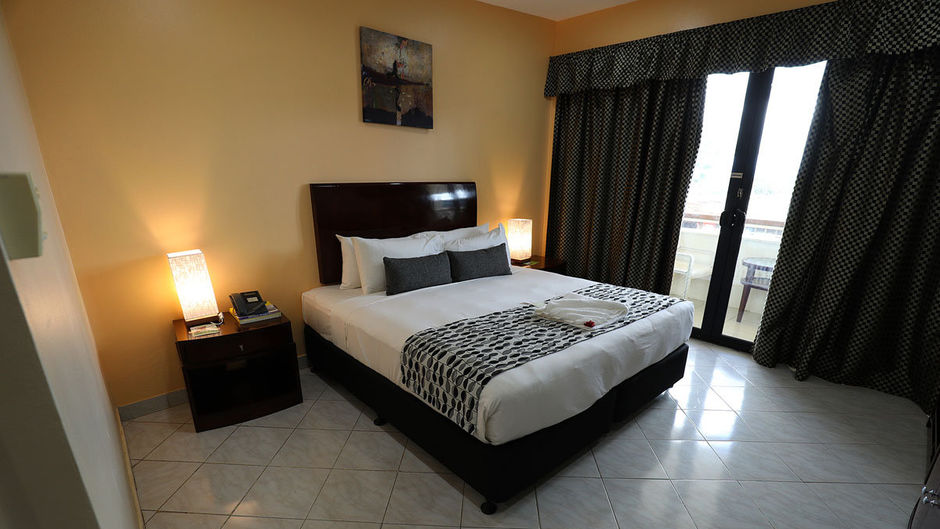 Bird of Paradise Hotel and Apartments Room