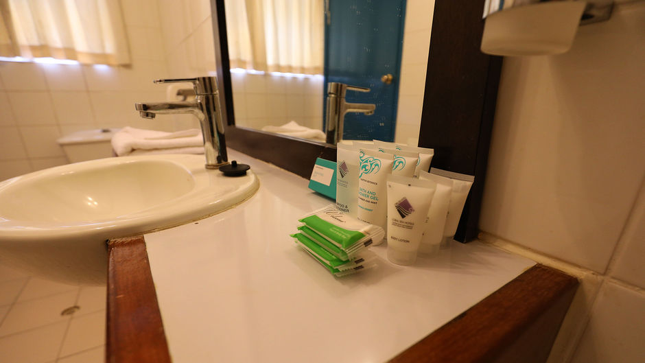 Bird of Paradise Hotel and Apartments Room