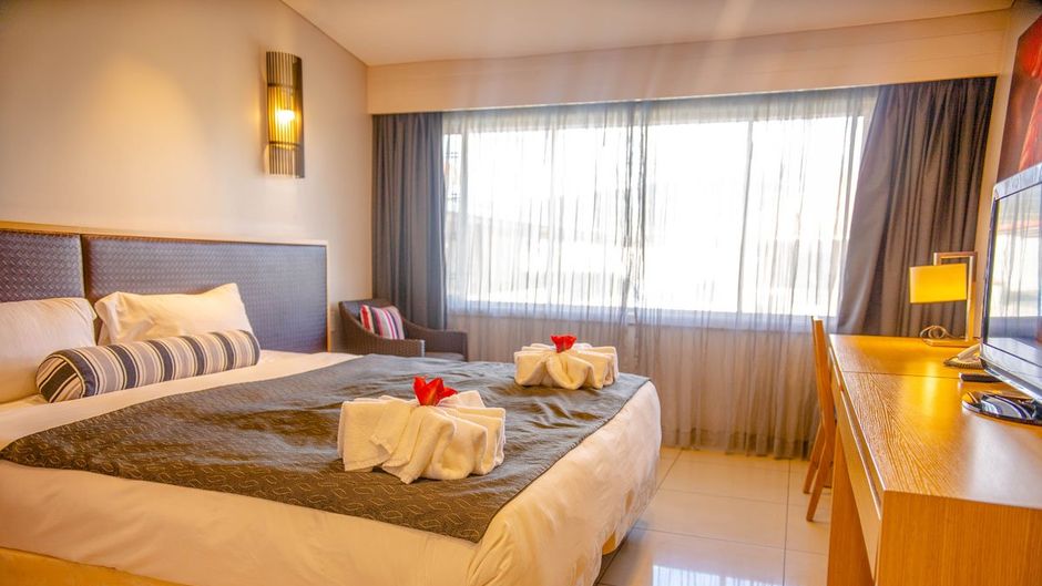 Highlander Hotel Room