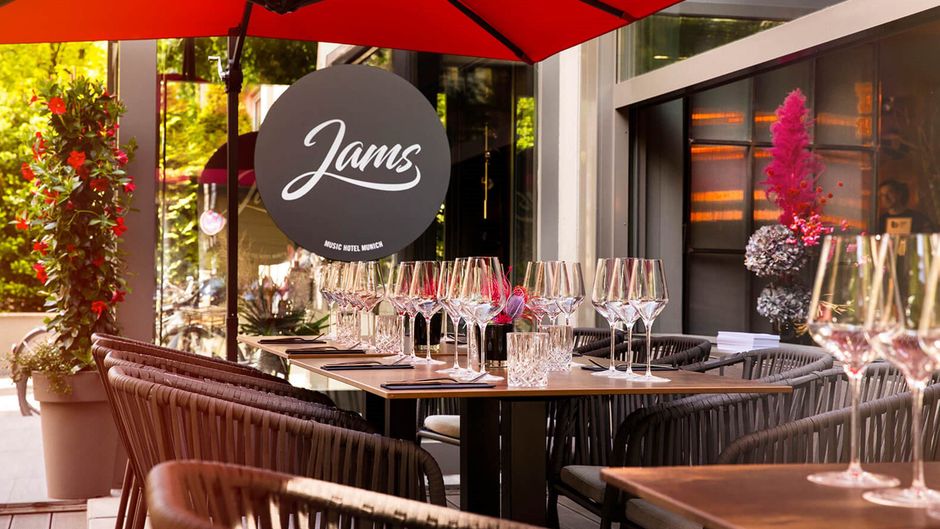 JAMS Music Hotel Exterior