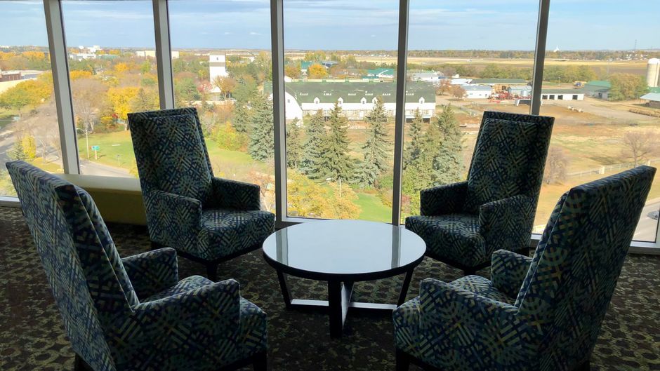 Staybridge Suites Saskatoon University Meeting