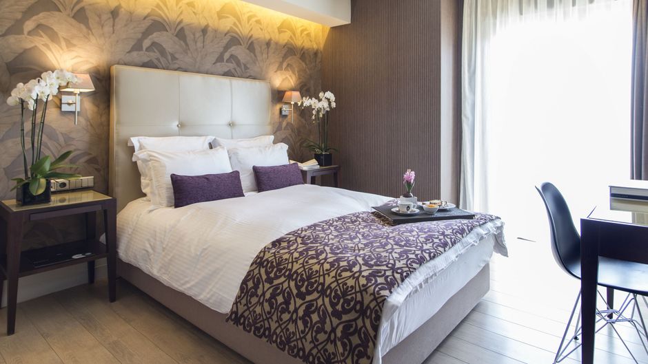 The Y Hotel Room
