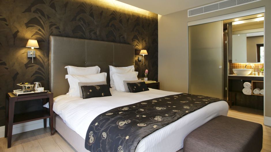 The Y Hotel Room