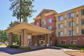 Holiday Inn Express Hotel & Suites