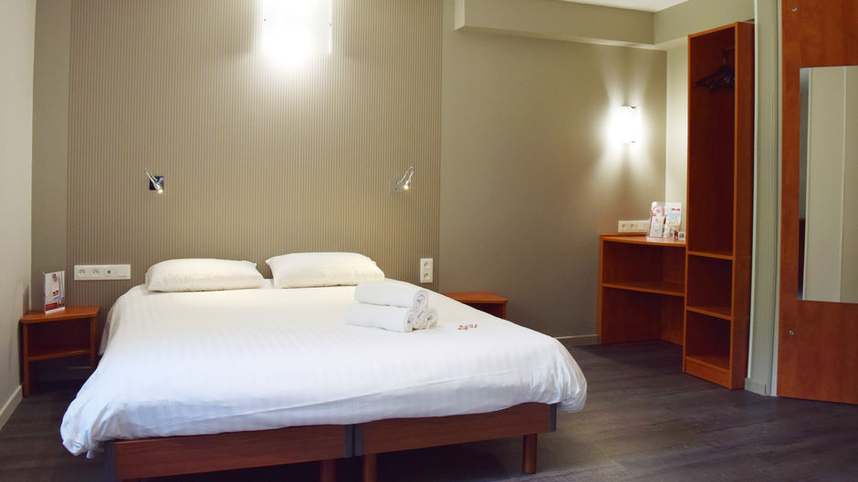 Brit Hotel Reims La Pompelle Room