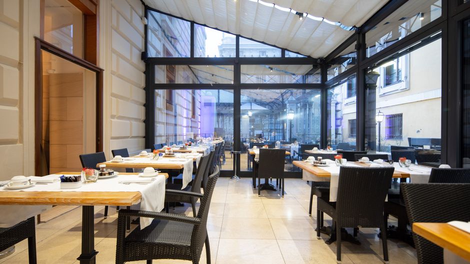 Rose Garden Palace Restaurant