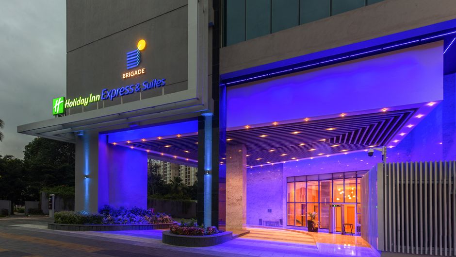 Holiday Inn Express-Suites Bengaluru OMR Exterior