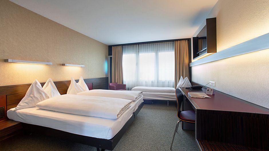 Ambassador Hotel Suite