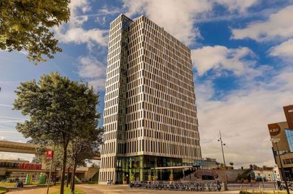 Postillion Hotel & Convention Center