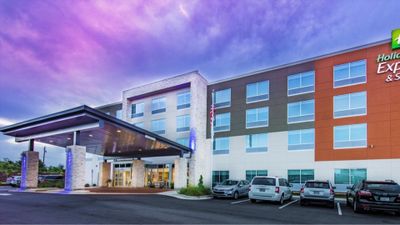 Holiday Inn Express/Suites Milledgeville
