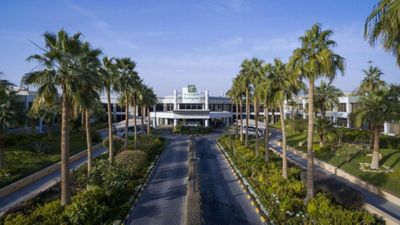 Holiday Inn Riyadh-Izdihar Airport Rd