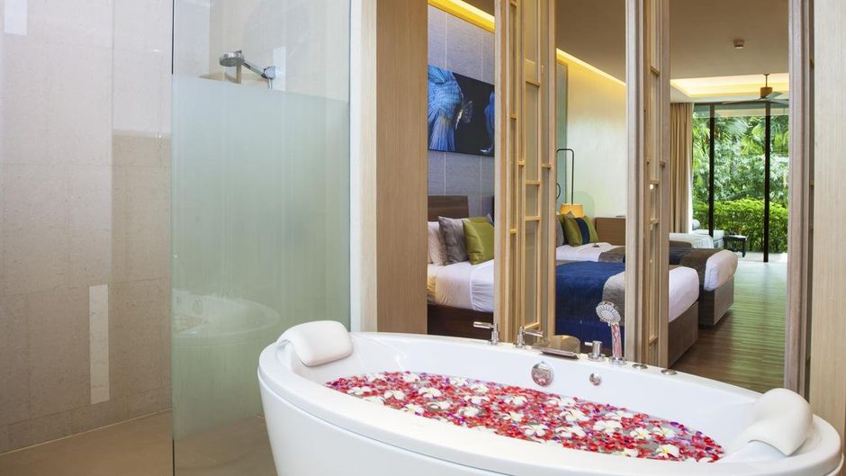 Chaweng Regent Beach Resort Room