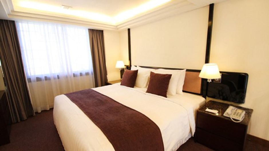 Prudential Hotel Suite