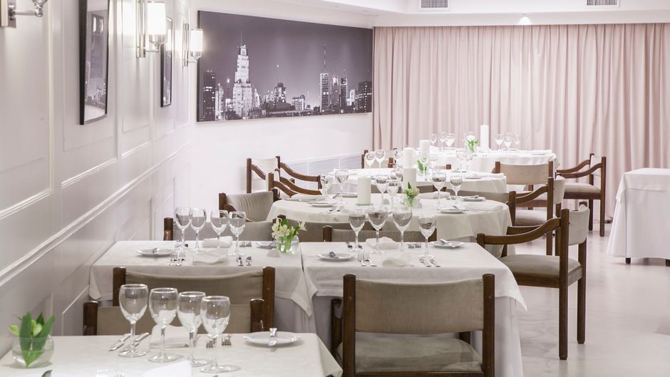 Feir's Park Hotel & Rooftop Restaurant