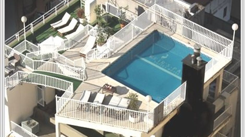 Feir's Park Hotel & Rooftop Recreation