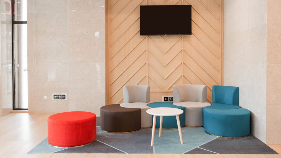Holiday Inn Express Free Trade Zone Lobby