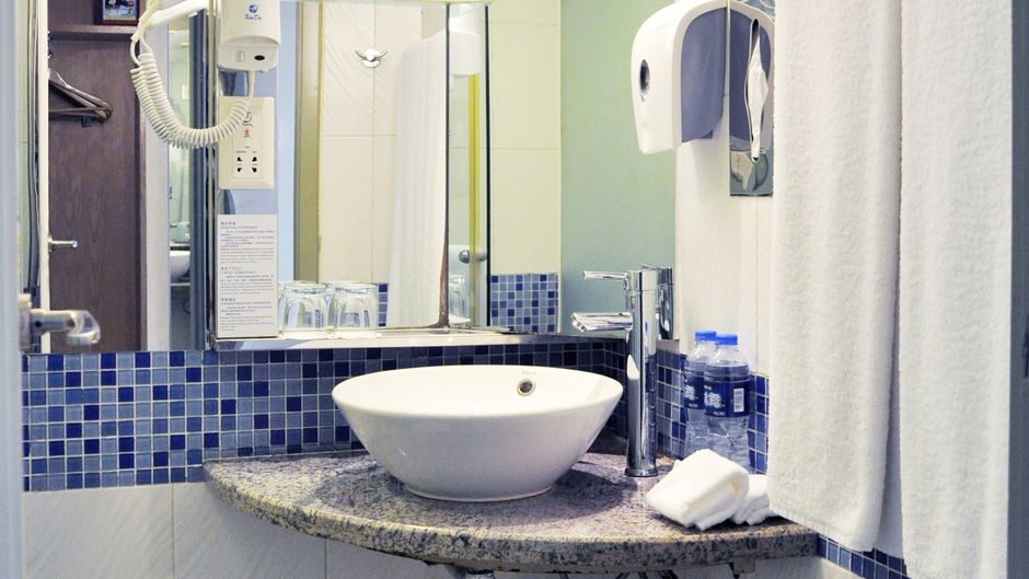 Holiday Inn Express Room