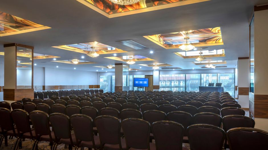 Maldron Hotel Tallaght Suite