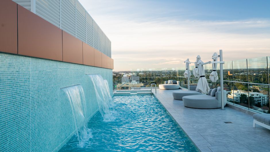 Crowne Plaza Sydney Burwood Pool