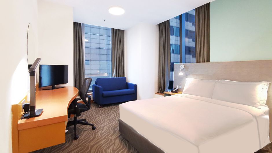 Holiday Inn Express - Causeway Bay Room