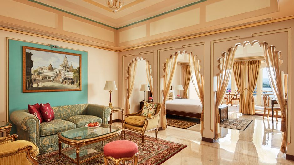 Fateh Prakash Palace Suite