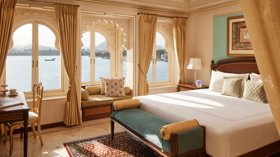 Fateh Prakash Palace Suite