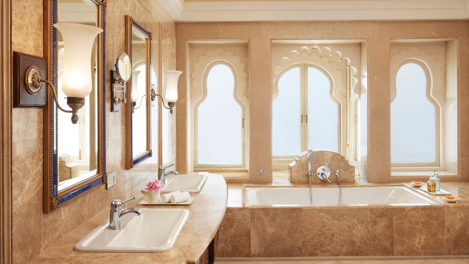 Fateh Prakash Palace Room