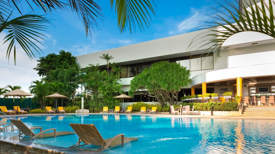 Marco Polo Plaza, Cebu Pool