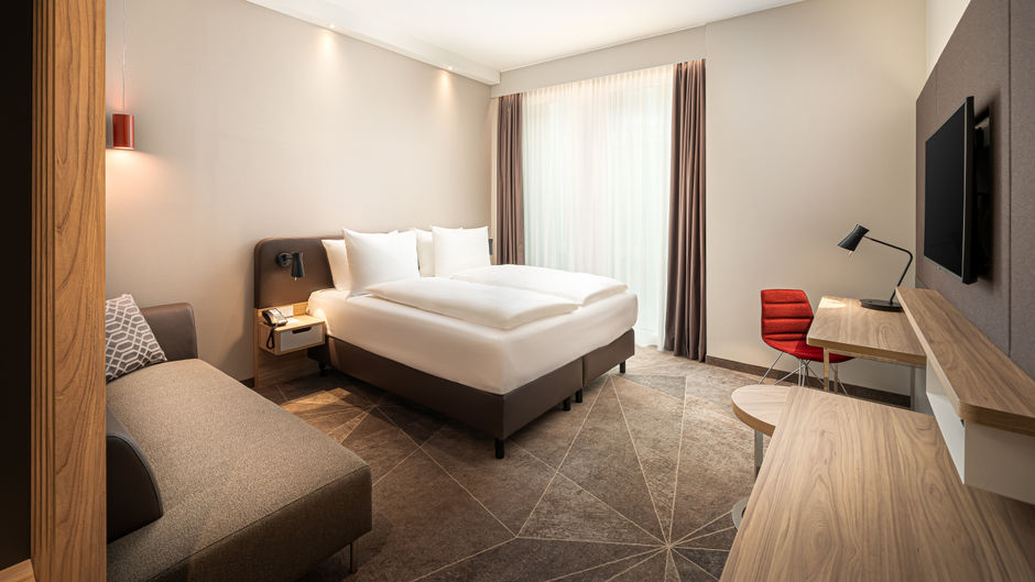Holiday Inn Mannheim City-Hauptbahnhof Room