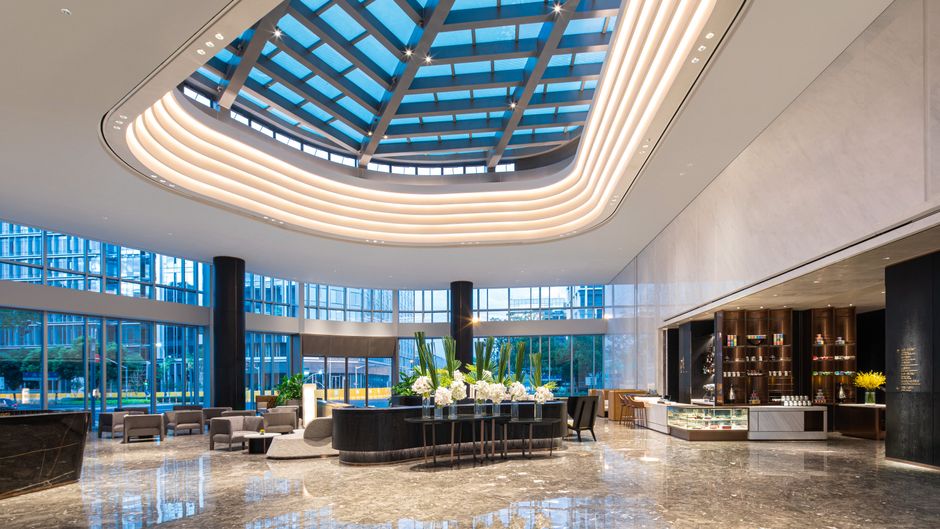 Crowne Plaza Shanghai Hongqiao Lobby