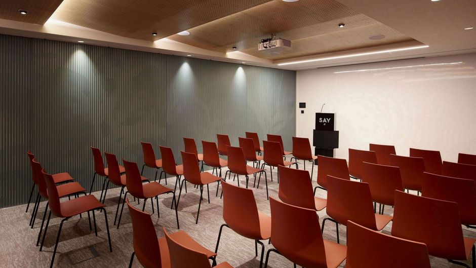 Say Hotel Meeting