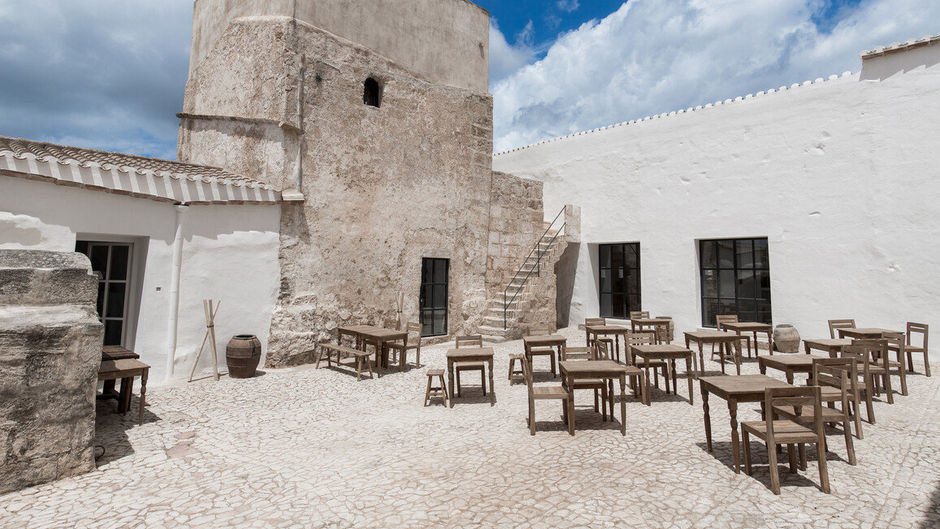 Torre Vella Exterior