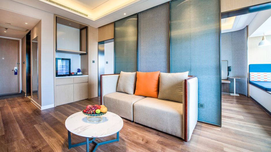 Holiday Inn Express Foshan Beijiao Suite