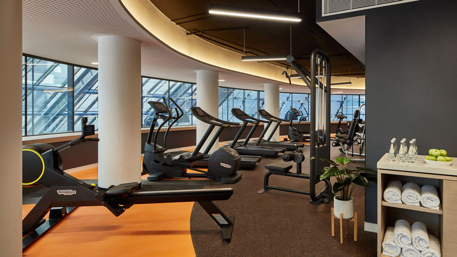 Crowne Plaza Melbourne Health Club