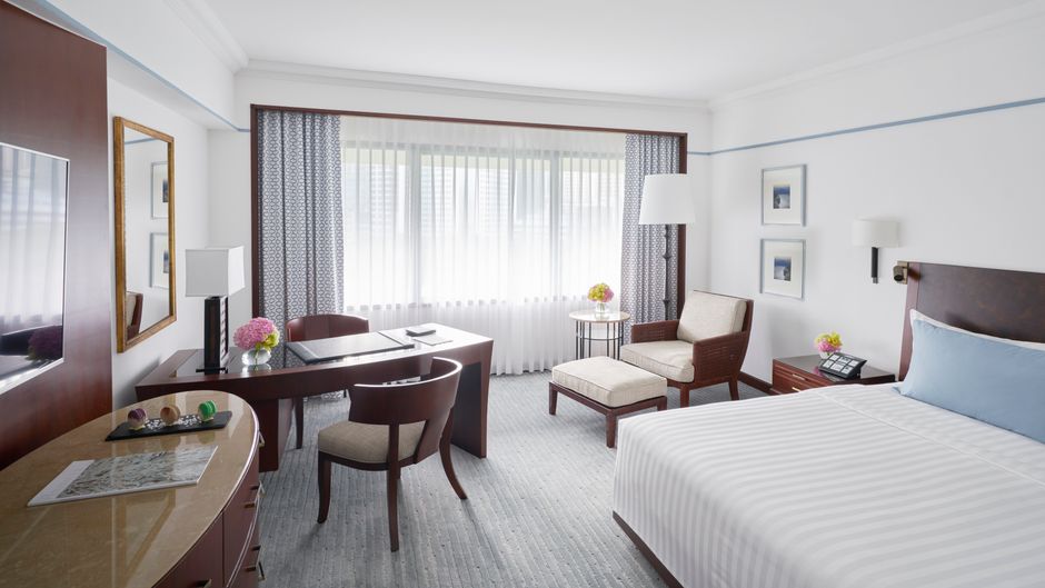 The Peninsula Manila Room