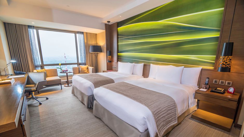 Marco Polo Ortigas, Manila Exterior