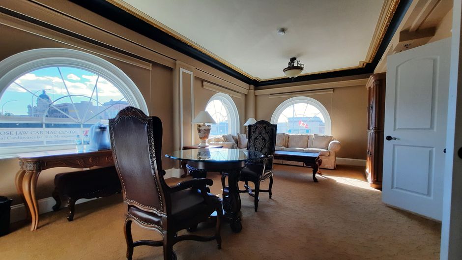 Grant Hall Hotel Room
