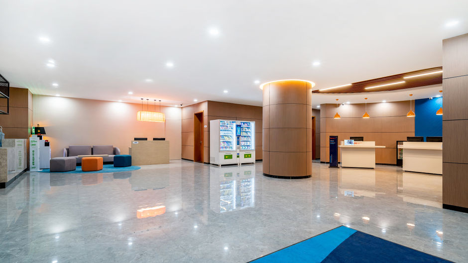 Holiday Inn Express Jinan Jingshi Road Lobby