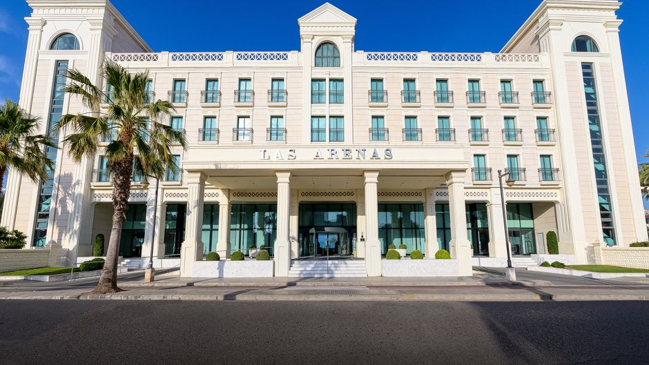 Las Arenas Balneario Resort Exterior