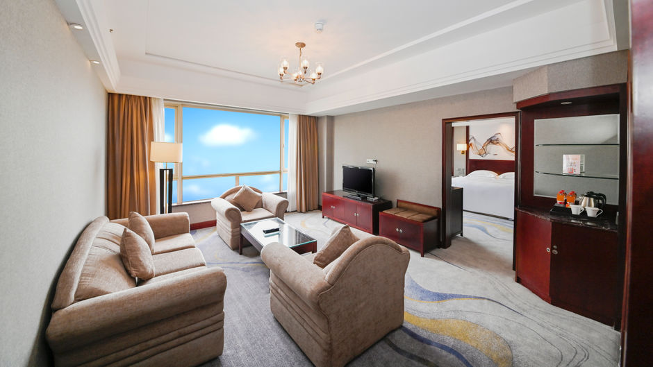 Crowne Plaza Hotel City Center Ningbo Suite