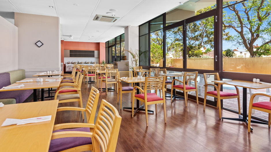 The Plaza Hotel Kalgoorlie Restaurant