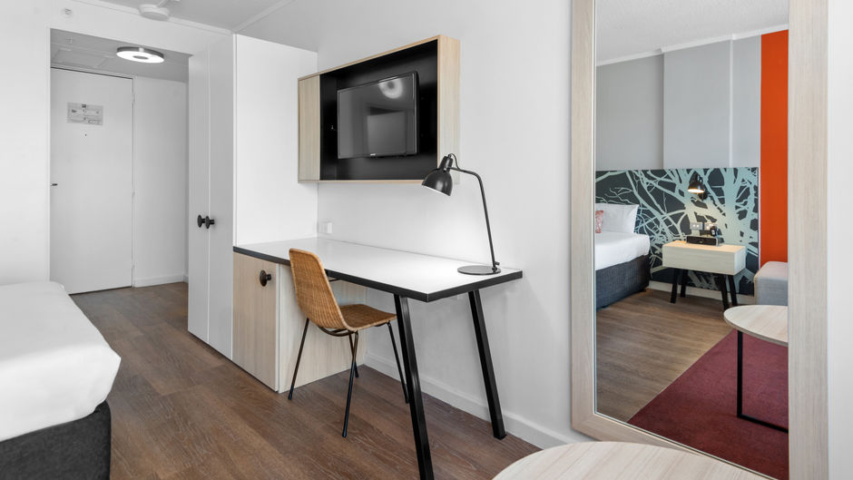The Plaza Hotel Kalgoorlie Room