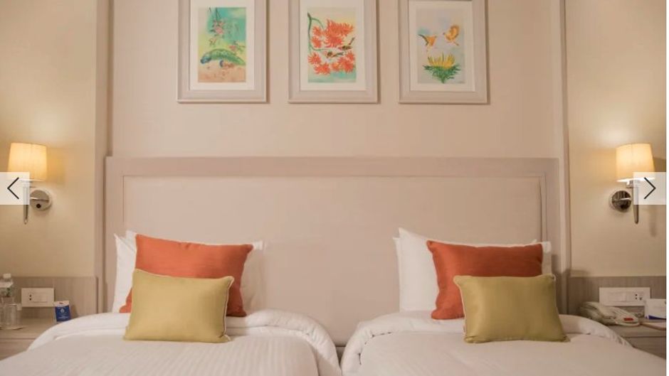 Efcee Sarovar Premiere Bhavnagar Room