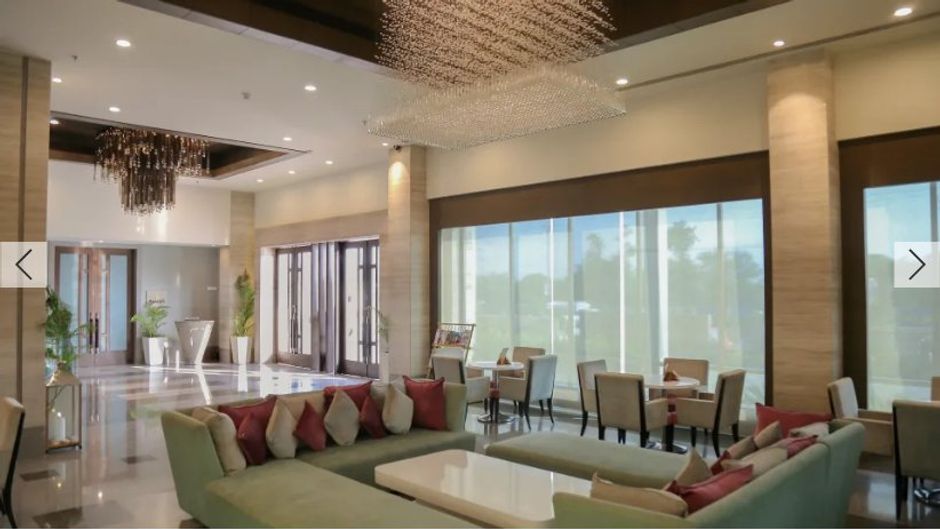 Efcee Sarovar Premiere Bhavnagar Lobby